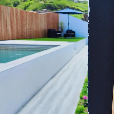 Azure Sunset 度假居 蓬塔德尔加达