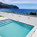 بيت للعطل Azure Sunset Ponta Delgada